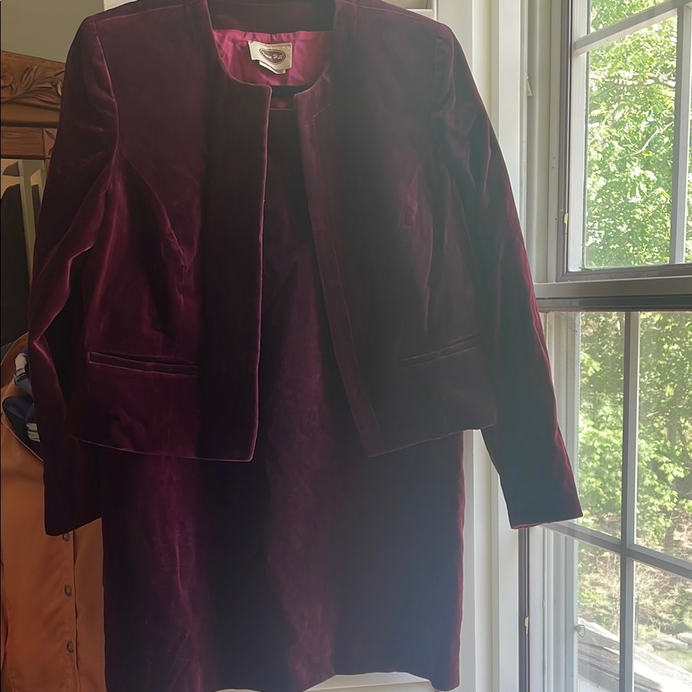 Elegant Purple Women's velvet two piece suit